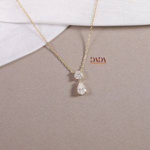 Collier Goutte de Poire avec Pendentif Diamant Rond et en Forme de Larme, Bijou Fin Minimaliste et Élégant pour Femme, Délicat au Quotidien - Product Image 5