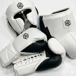 Ensemble de boxe personnalisé OEM/ODM blanc et noir, écologique, confortable et protecteur, avec gants et protège-tête en cuir de vachette véritable – Vente chaude - Product Image 1