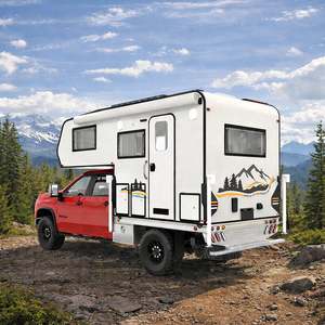 Camioneta 4x4 Moderna con Plataforma Plana, Aislada, con Baño y Cocina, Venta al Por Mayor - Product Image 1