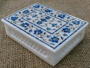 Caja rectangular de mármol blanco con incrustaciones, de diseño excepcional y atractivo, para regalos y almacenamiento de joyas, al mejor precio. - Product Image 6