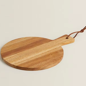 Planche à découper en bois massif HF Crafts, durable, pour la viande et les légumes - Product Image 1