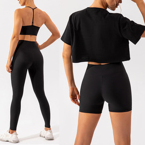 Ensembles de sport décontractés personnalisés pour femme : hauts courts amples et shorts assortis, tenue de Pilates côtelée taille haute - Product Image 3