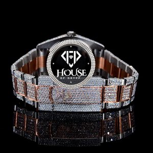 นาฬิกาข้อมือสแตนเลสสตีลแบบ Iced Out ประดับเพชร VVS Moissanite สไตล์ฮิปฮอป ระบบออโตเมติก หรูหรา สำหรับผู้หญิงและผู้ชาย เหมาะสำหรับเป็นของขวัญ - Product Image 3