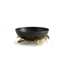 Recién llegado: Tazón de cerámica con borde dorado y soporte de hojas, diseño moderno y lujoso en azul para servir comida. - Product Image 4