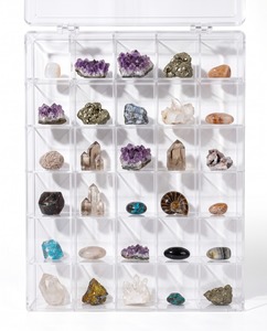 Caja de Almacenamiento de Minerales Acrílica Transparente Ecológica Premium de 5x5x3cm, Preensamblada, Pulida, Elegante y Moderna, Organizador para Exhibición de Cristales - Product Image 2