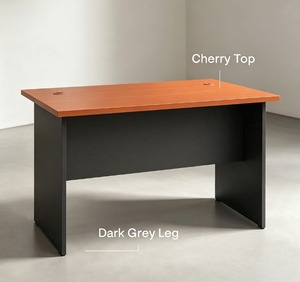 Bureau de travail ergonomique rectangulaire moderne avec plateau en cerisier et pieds gris foncé, design minimaliste, pour usage commercial ou bureau à domicile - Product Image 1