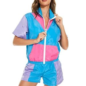 Ensemble de survêtement à capuche color block pour femme, rouge, noir, gris, manches longues, fermeture éclair, short sportif, respirant, en polyester, pour le printemps - Product Image 4