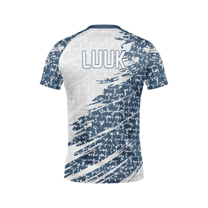T-shirt de course personnalisé à col rond et manches courtes avec impression par sublimation et tissu à séchage rapide pour l'entraînement et les événements sportifs - Product Image 6