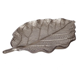 Stocké en aluminium en forme de feuille décor à la maison plateau haut de table sec Dessert noix gâteau Biscuits bonbons plateau de service pour les fêtes - Product Image 1
