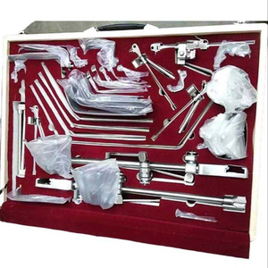 Ensemble d'extracteurs Thompson, instrument chirurgical conçu pour une rétraction efficace des plaies et une visibilité améliorée lors de interventions sur la colonne vertébrale - Product Image 6
