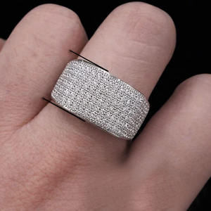 Anillo Ancho con Incrustaciones de Diamantes Moissanite de Corte Redondo, Plata de Ley 925, Estilo Hip Hop, Anillo de Boda para Hombre - Product Image 4
