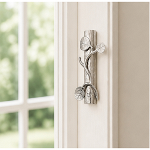 Étui à Mézouza Michael Aram en forme de feuille botanique, fait main, plaqué nickel, décor judaïque moderne, élégant cadeau de déménagement juif - Product Image 6