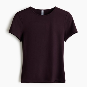 บริการโลโก้ OEM เสื้อยืดลำลองยอดนิยมสำหรับใส่หน้าร้อน เสื้อยืดขายดีสำหรับขายแบบกำหนดเอง - Product Image 4