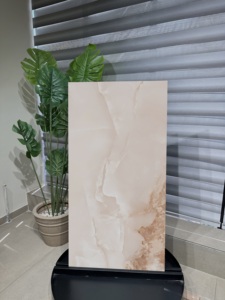 Carrelage en céramique FAVOLOSA ONICE ROSE PETEL écologique, finition polie mate, revêtement mural et de sol de luxe, disponible à la vente - Product Image 5