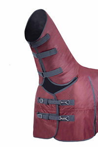 Manta Ecuestre Super Resistente, Impermeable y Transpirable, con Forro Polar Cálido y Solapa Larga para la Cola del Caballo - Product Image 3