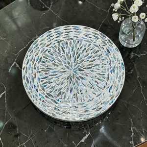 Bandeja Giratoria de Lujo con Incrustaciones de Perlas, Elegante Organizador Lazy Susan de Madreperla para Comedor, Tocador y Salas de Estar - Product Image 6