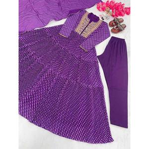 DISEÑADOR GEORGETTE BORDADO SECUENCIA TRABAJO VESTIDO INFERIOR CON DUPATTA MORADO - Product Image 1