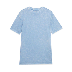 Camisetas de algodón cómodas para el día a día, estilo oversized con efecto acid wash, ideales para viajes y uso diario. - Product Image 5
