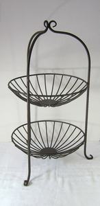 Cesta de frutas metálica con construcción duradera y estilo moderno, perfecta para hogares, cafeterías y restaurantes. - Product Image 2