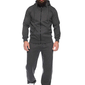 Ensemble survêtement homme molletonné épais personnalisé à prix réduit, sweat à capuche et pantalon oversize multicolores pour hommes en gros - Product Image 4