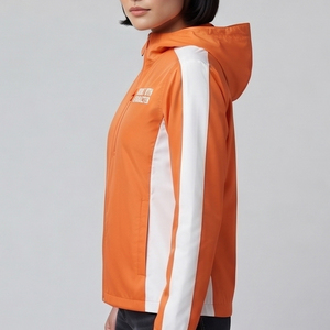 Veste coupe-vent imperméable à capuche pour femme – Vente en gros de vestes de randonnée imperméables pour femme - Product Image 2