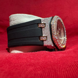 Nuevo Reloj Redondo de Lujo Moderno, Completamente Cubierto de Diamantes de Cristal, para Hombre, de Cuarzo, Resistente al Agua - Product Image 1