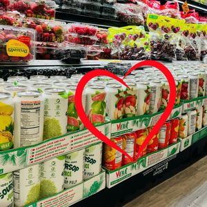 Agua de Coco Pura 320ml, 24 Latas por Caja, Sin Azúcar, 100% Jugo Natural, Esterilizado, Nam Viet Foods Beverage JSC - Product Image 6