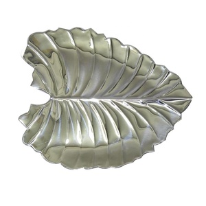 Décoration de maison Dîner et collations Article en gros de qualité supérieure pour les restaurants et plateau de service Plateau de service en acier Nouveau design - Product Image 2