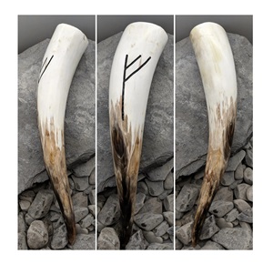 Copa de vino ecológica hecha a mano con forma natural moderna, estilo cuerno de oso, con impresión de logotipo personalizado, copa nórdica tradicional. - Product Image 1