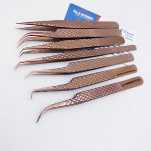 Pince à épiler en acier inoxydable or rose personnalisée extension de cils fibre pointue diamant à 90 degrés durable et durable - Product Image 3