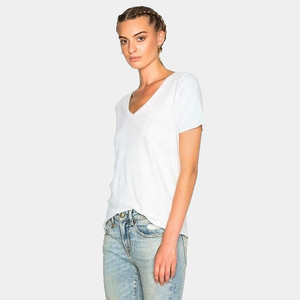 Camiseta Orgánica de Manga Corta con Cuello en V para Mujer, Logotipo Personalizado, Servicio OEM, Algodón Transpirable de Secado Rápido para Verano - Product Image 2