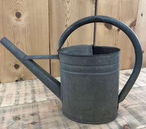 Regadera Decorativa Contemporánea de Aspecto Premium con Estructura Duradera, Ideal para Regalo, Decoración del Hogar y Cuidado de Plantas - Product Image 2