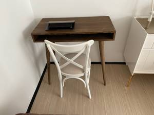 Escritorio de Computadora de Madera Maciza Hecho a Mano de Primera Calidad, Escritorio de Madera con Estante de Almacenamiento, Mesa de Estudio para Oficina en Casa, Muebles para Computadora Portátil - Product Image 3