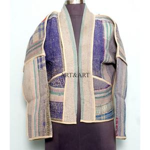 Veste courte réversible en coton 100% Kantha vintage faite à la main, vêtements pour femmes d'artisanat indien pour le printemps et l'automne - Product Image 1