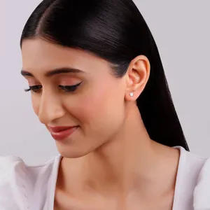 Boucles d'oreilles de luxe en diamant de qualité supérieure en gros avec clous en acier inoxydable sertis de diamants pour femmes, pour usage quotidien ou événements - Product Image 3