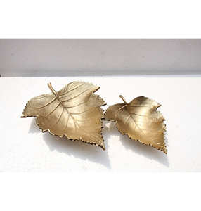 Set of 2 Modern Gold Plated Aluminium <b>Decorative</b> <b>Trays</b> Leaf Shape for Christmas Plant Pattern Aluminum <b>Tray</b> - Product Image 1