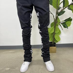Pantalon de jogging bleu déchiré et évasé pour homme, coupe skinny, avec logo personnalisé de haute qualité - Product Image 4
