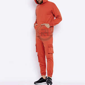 Chándal de Poliéster y Algodón de Ajuste Cómodo, Tejido Suave y Transpirable, Ideal para Entrenamiento en el Gimnasio, Deportes y Estilo de Vida Diario - Product Image 1