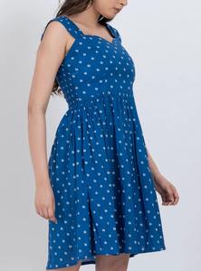 Robe Courte en Coton à Motifs Floraux, Col Cœur, Bleue, pour Femmes, Tendance, Légère, Robe d'Été, Disponible au Meilleur Prix, Exportateur Indien - Product Image 5