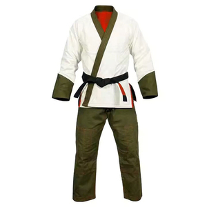 <span class=keywords><strong>Kimono</strong></span> de <span class=keywords><strong>karaté</strong></span> – Meilleur prix – Léger – Uniformes d'arts martiaux pour hommes et femmes – Logos personnalisés sur le devant – 100 % coton respirant - Product Image 1