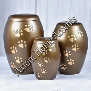 Urne funéraire élégante pour animaux de compagnie, fabriquée artisanallement avec une surface en métal naturel pour préserver la mémoire de vos bien-aimés animaux. Artisanat artisanal. - Product Image 6