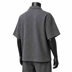 Polo Corto de Manga Corta para Hombre, Color Gris Oscuro, Estilo Casual de Punto, Color Sólido - Product Image 2