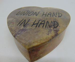 Caja con Tapa en Forma de Corazón de Piedra, Hecha a Mano con Serigrafía, Proveedor Indio, Diseño Grabado Artesanal, Souvenir de Ágata Antigua de Delhi - Product Image 6