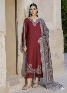 Salwar Kameez en soie violette avec broderies dorées et perles pour femmes, tenue traditionnelle indienne et pakistanaise pour mariage - Product Image 6