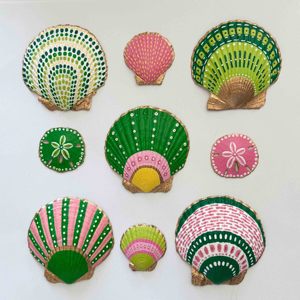 <b>Natural</b> beach decor hand painted seashells wholesale <b>painting</b> arts on scallop capiz shells - Product Image 5