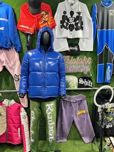 Blouson matelassé bleu brillant personnalisé OEM 2026 & streetwear – Qualité supérieure, design original, fabrication en gros disponible - Product Image 4