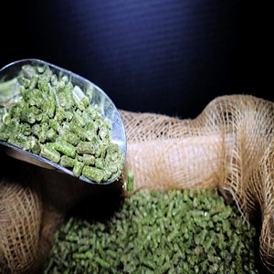 Granulés d'alfalfa en gros pour l'alimentation animale : manipulation facile et nutrition riche en fibres pour l'alimentation régulière du bétail - Product Image 3