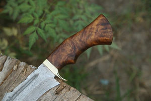 มีดล่าสัตว์สแตนเลสคุณภาพสูงแฟชั่นใหม่ที่ดีที่สุด ด้ามจับไม้โรสวูดจับสบาย  OEM ปรับแต่งได้ ใบมีดหยัก - Product Image 4