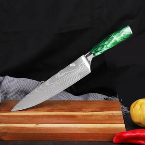 Couteau de Chef LEGACY BLADES en Damas Forgé à la Main, 8 Pouces, Manche Ergonomique en Résine Ambidextre de Qualité Supérieure, Couteau de Cuisine, Vente en Gros OEM - Product Image 4