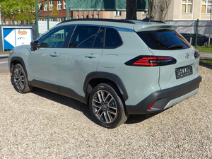 Toyota Corolla Cross 2.0L VVTi HEV Facelift TeamP SUV Hybride Économe en Carburant Voiture Familiale Moderne - Product Image 6